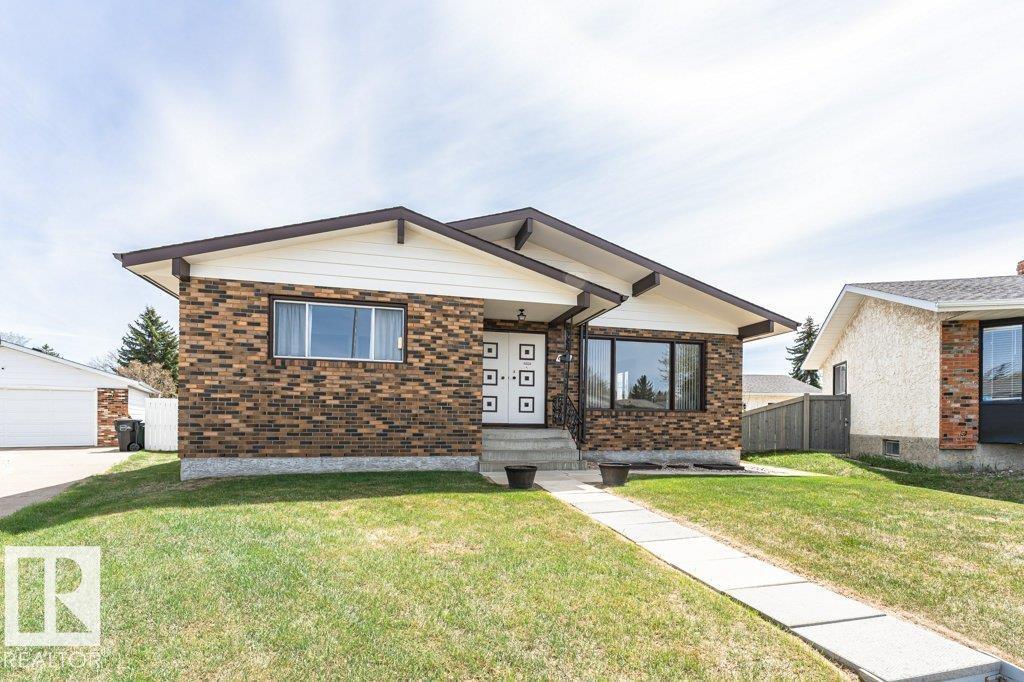 6719 31a Av Nw, Edmonton, Alberta  T6K 1M4 - Photo 2 - E4487687
