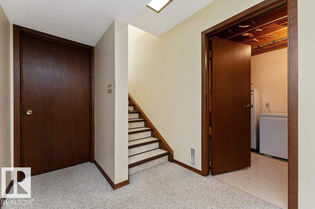 6719 31a Av Nw, Edmonton, Alberta  T6K 1M4 - Photo 34 - E4487687