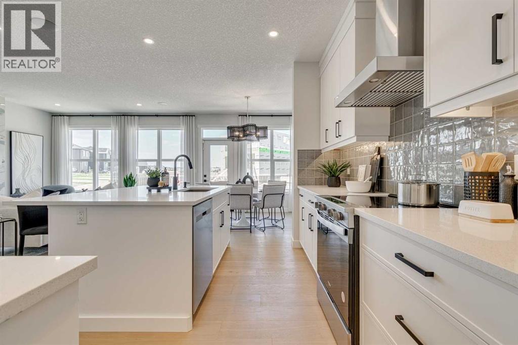 142 Belmont Passage Sw, Calgary, Alberta  T2X 4N4 - Photo 8 - A2292575
