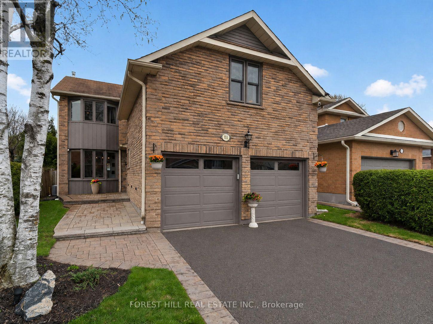103 Eleanor Circle, Richmond Hill, Ontario  L4C 6K6 - Photo 1 - N13128684