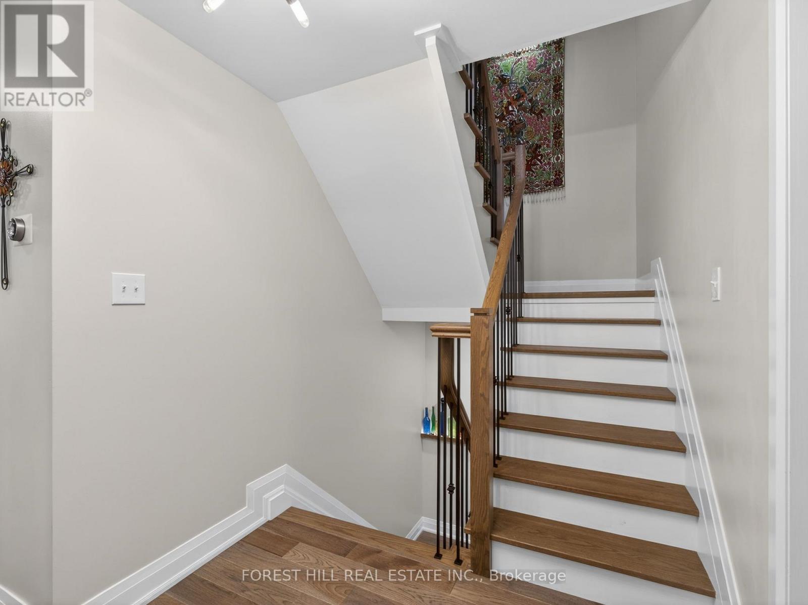 103 Eleanor Circle, Richmond Hill, Ontario  L4C 6K6 - Photo 20 - N13128684