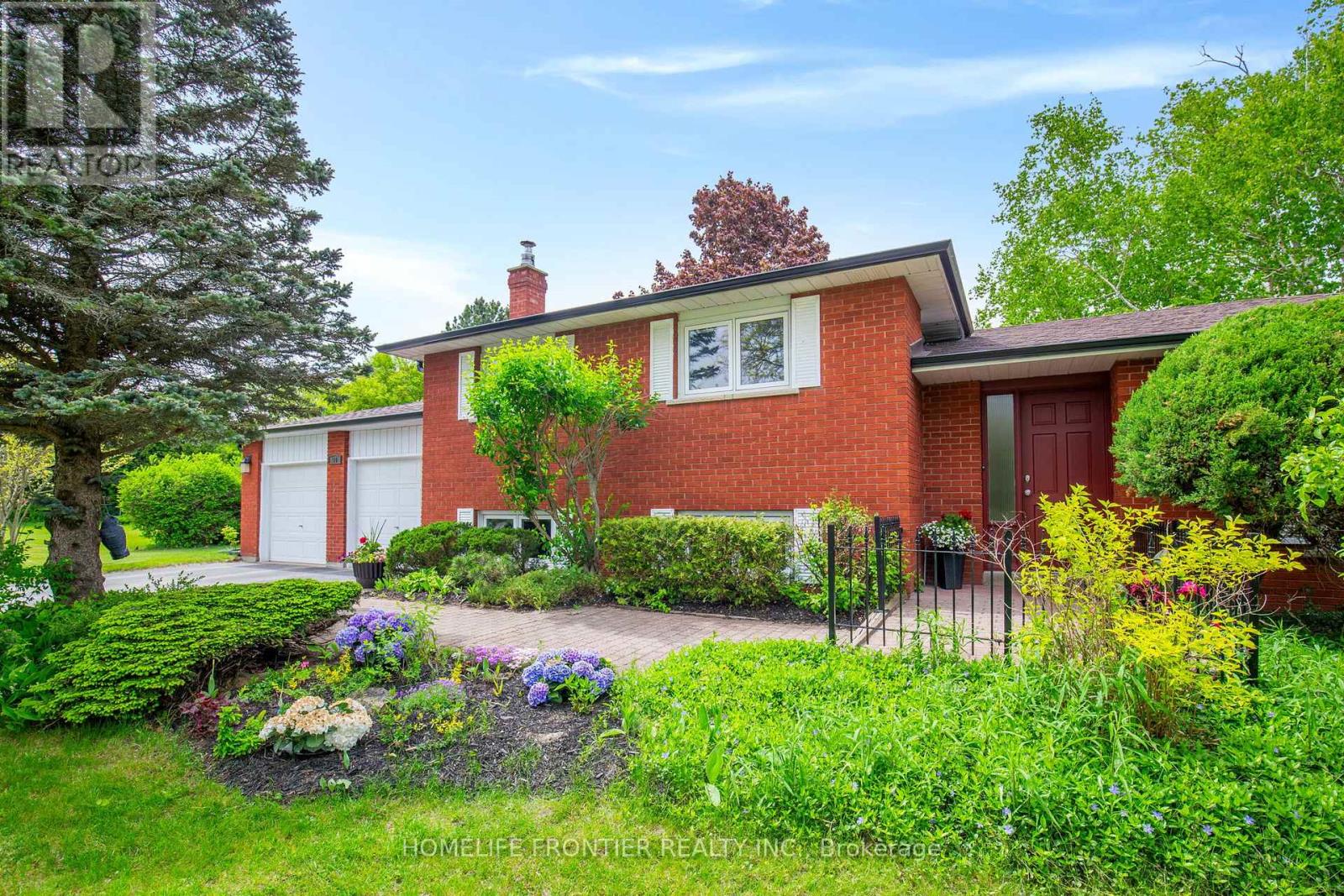 40 Delta Crescent, East Gwillimbury, Ontario  L9N 1G4 - Photo 2 - N13128722