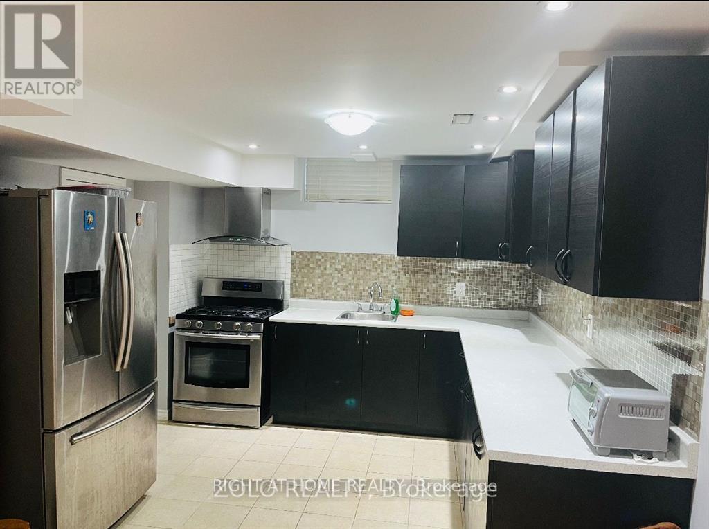 Bsmnt - 142 Maria Antonia Road, Vaughan, Ontario  L4H 2S8 - Photo 2 - N13128754