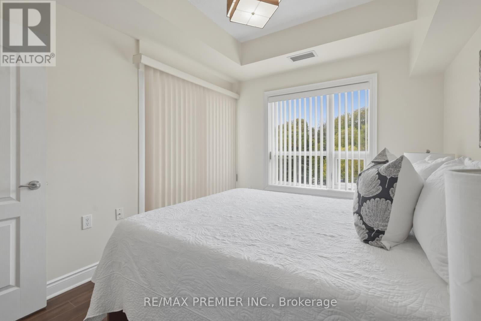330 - 8201 Islington Avenue, Vaughan, Ontario  L4L 9S6 - Photo 19 - N13128792