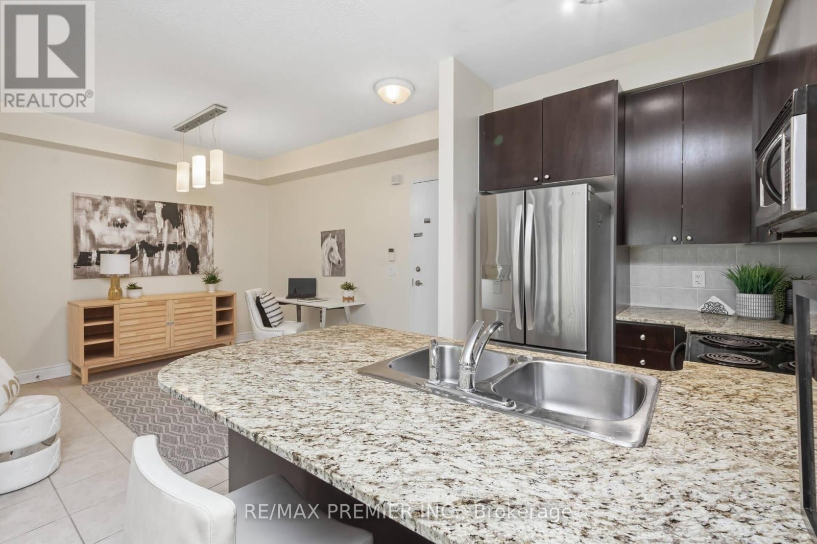 330 - 8201 Islington Avenue, Vaughan, Ontario  L4L 9S6 - Photo 9 - N13128792