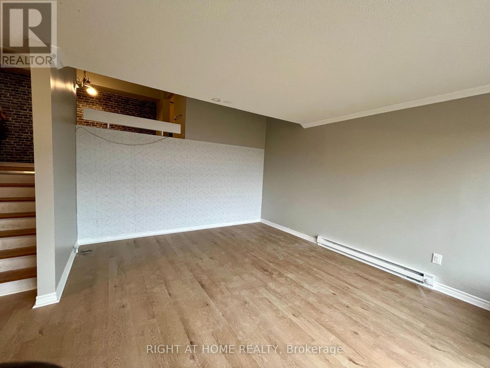 129 Milestone Crescent, Aurora, Ontario  L4G 3M2 - Photo 4 - N13128820