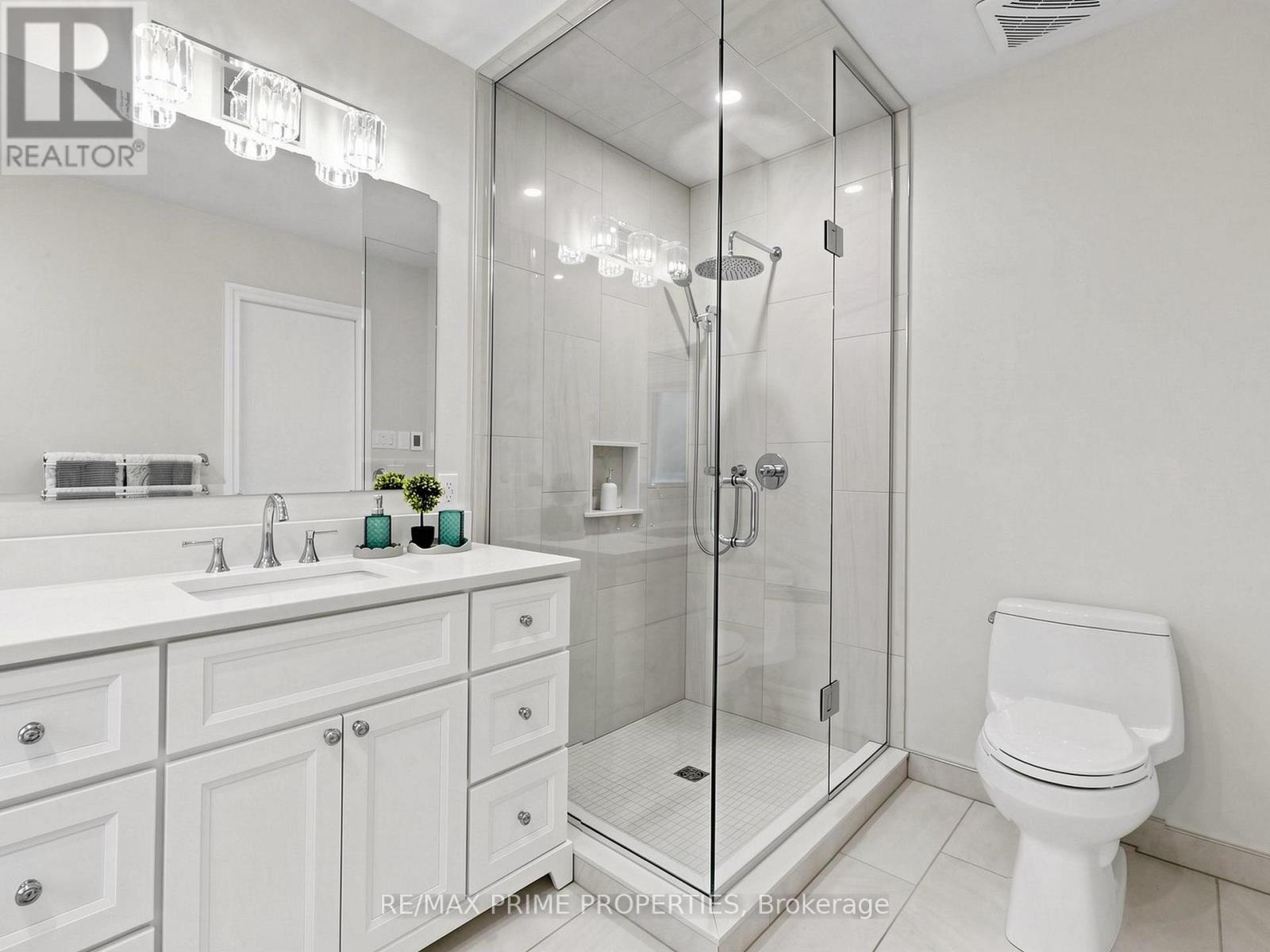 63 Walkerton Drive, Markham, Ontario  L3P 1H9 - Photo 23 - N13128844