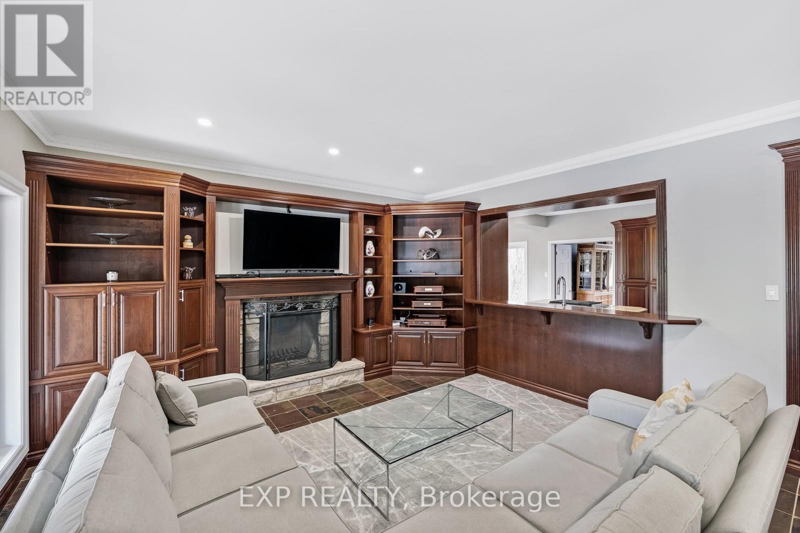 15 Jarvis Avenue, Aurora, Ontario  L4G 6W8 - Photo 13 - N13128866