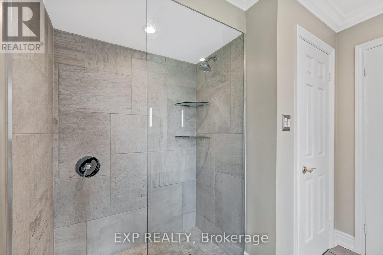 15 Jarvis Avenue, Aurora, Ontario  L4G 6W8 - Photo 32 - N13128866