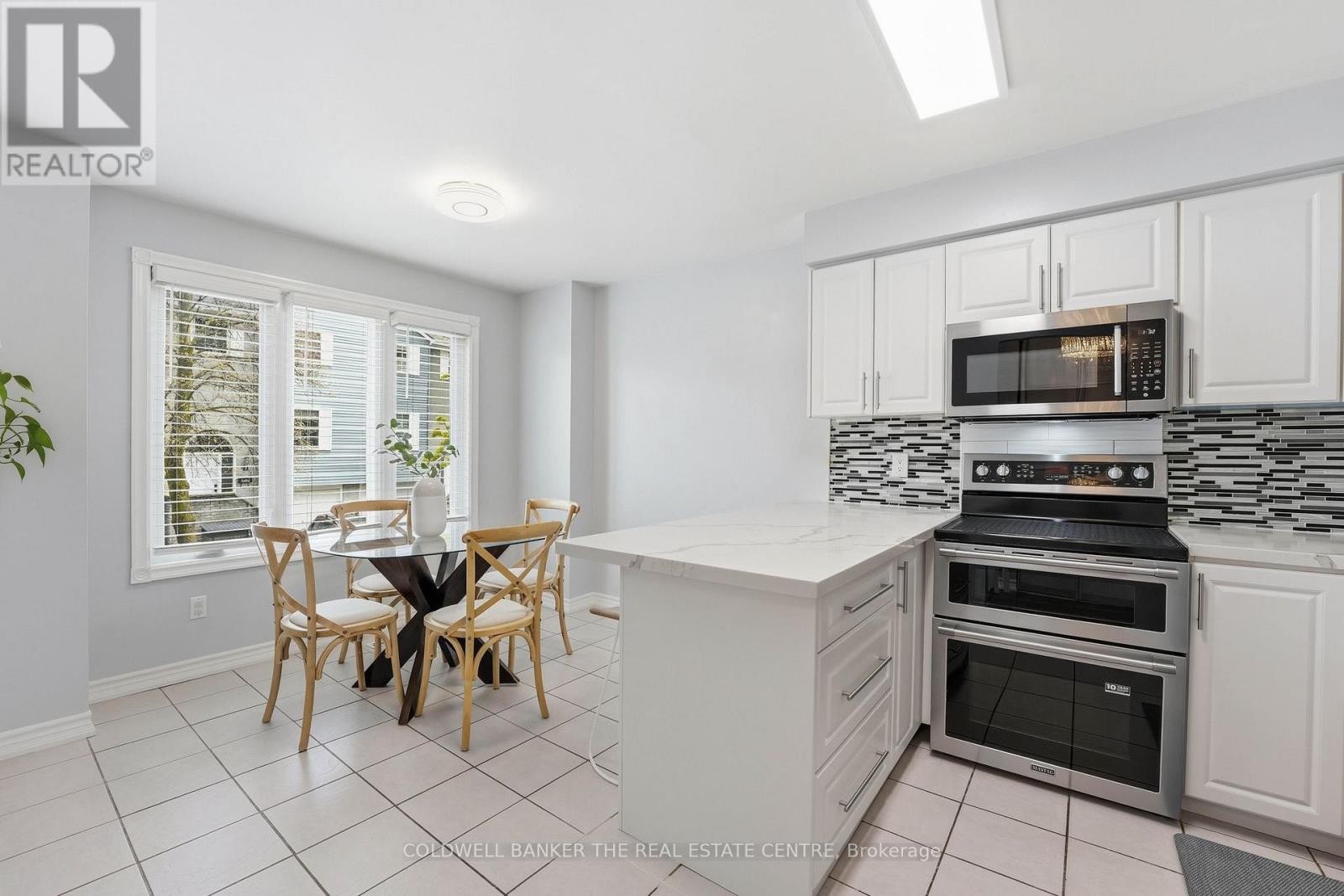 23 - 23 Harmony Circle, Bradford West Gwillimbury (Bradford), Ontario  L3Z 2T8 - Photo 10 - N13128908