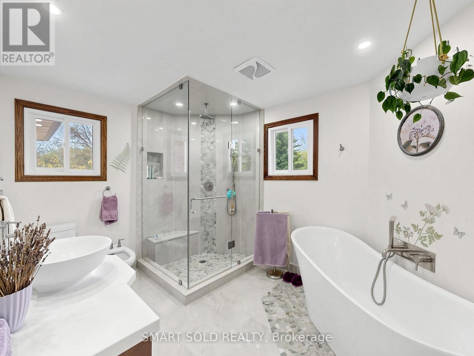 14 Marchwood Crescent, Richmond Hill, Ontario  L4C 8M7 - Photo 17 - N13120210