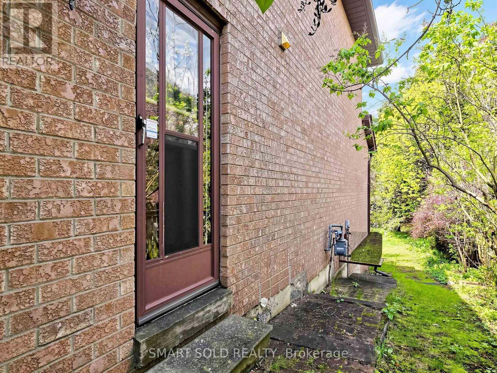 14 Marchwood Crescent, Richmond Hill, Ontario  L4C 8M7 - Photo 34 - N13120210