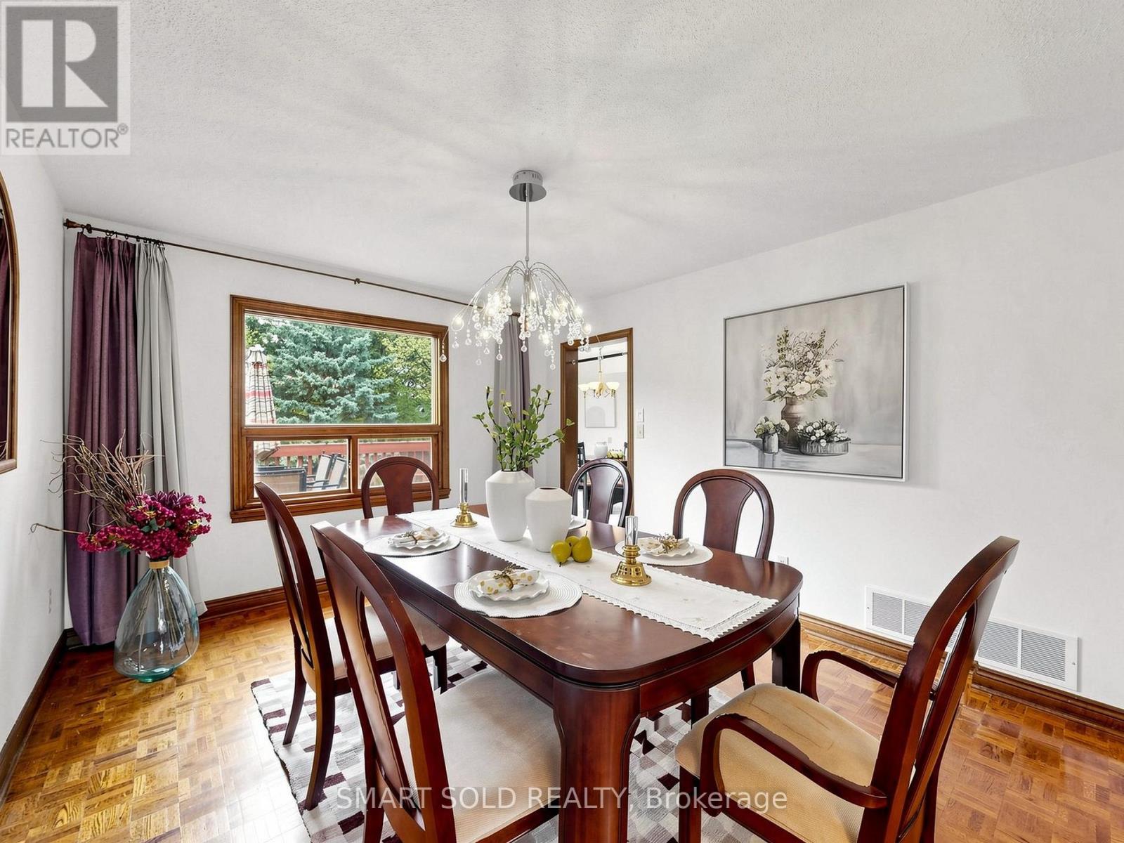 14 Marchwood Crescent, Richmond Hill, Ontario  L4C 8M7 - Photo 6 - N13120210