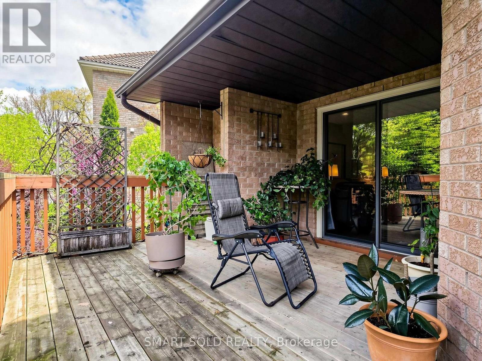 14 Marchwood Crescent, Richmond Hill, Ontario  L4C 8M7 - Photo 9 - N13120210