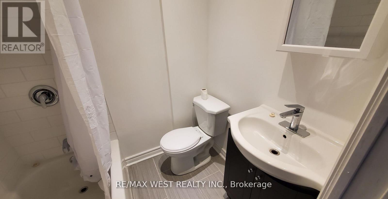 Main - 508 Concord Avenue, Toronto, Ontario  M6H 2P8 - Photo 13 - W13127116