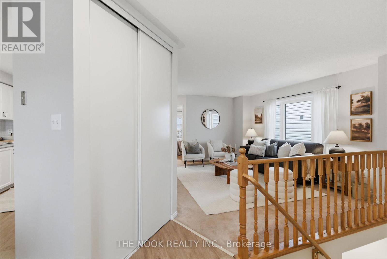 1139 Ridgemount Boulevard, Oshawa, Ontario  L1K 2L1 - Photo 5 - E13128136