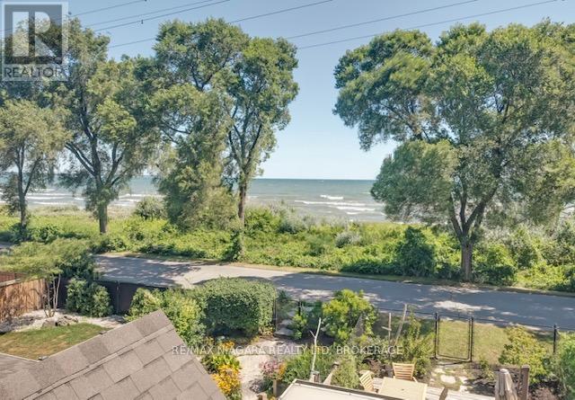 1069 Beach Boulevard, Hamilton, Ontario  L8H 6Z9 - Photo 23 - X12950128
