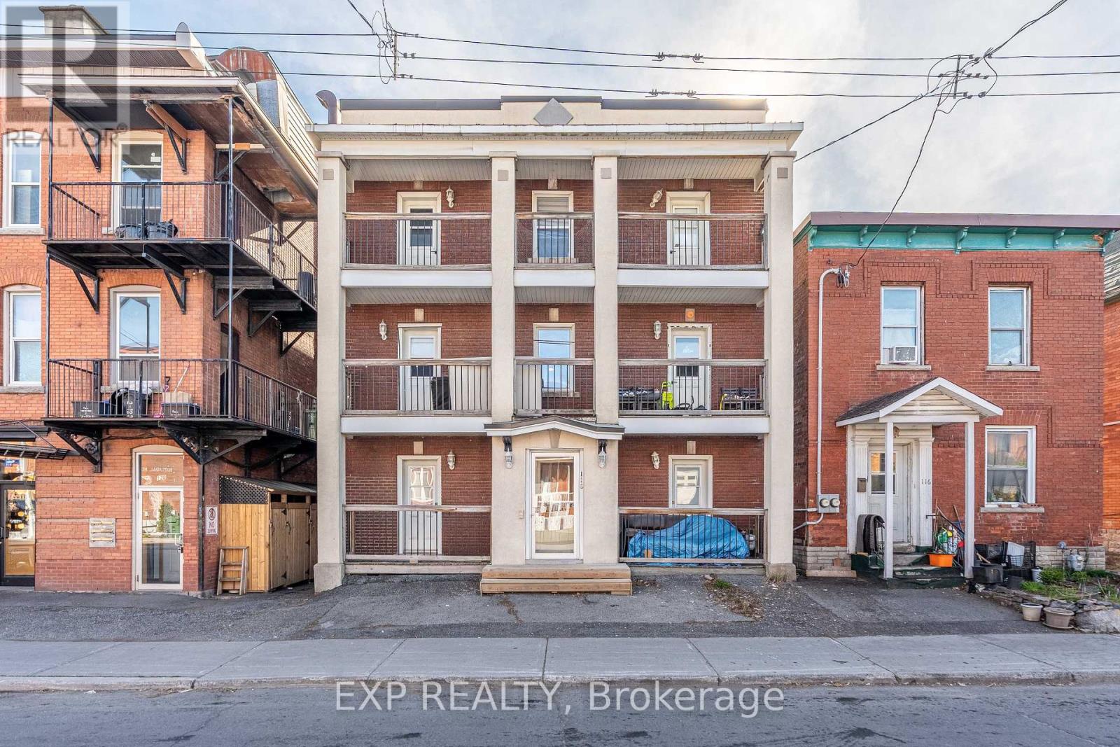 118 ROCHESTER STREET, Ottawa, Ontario