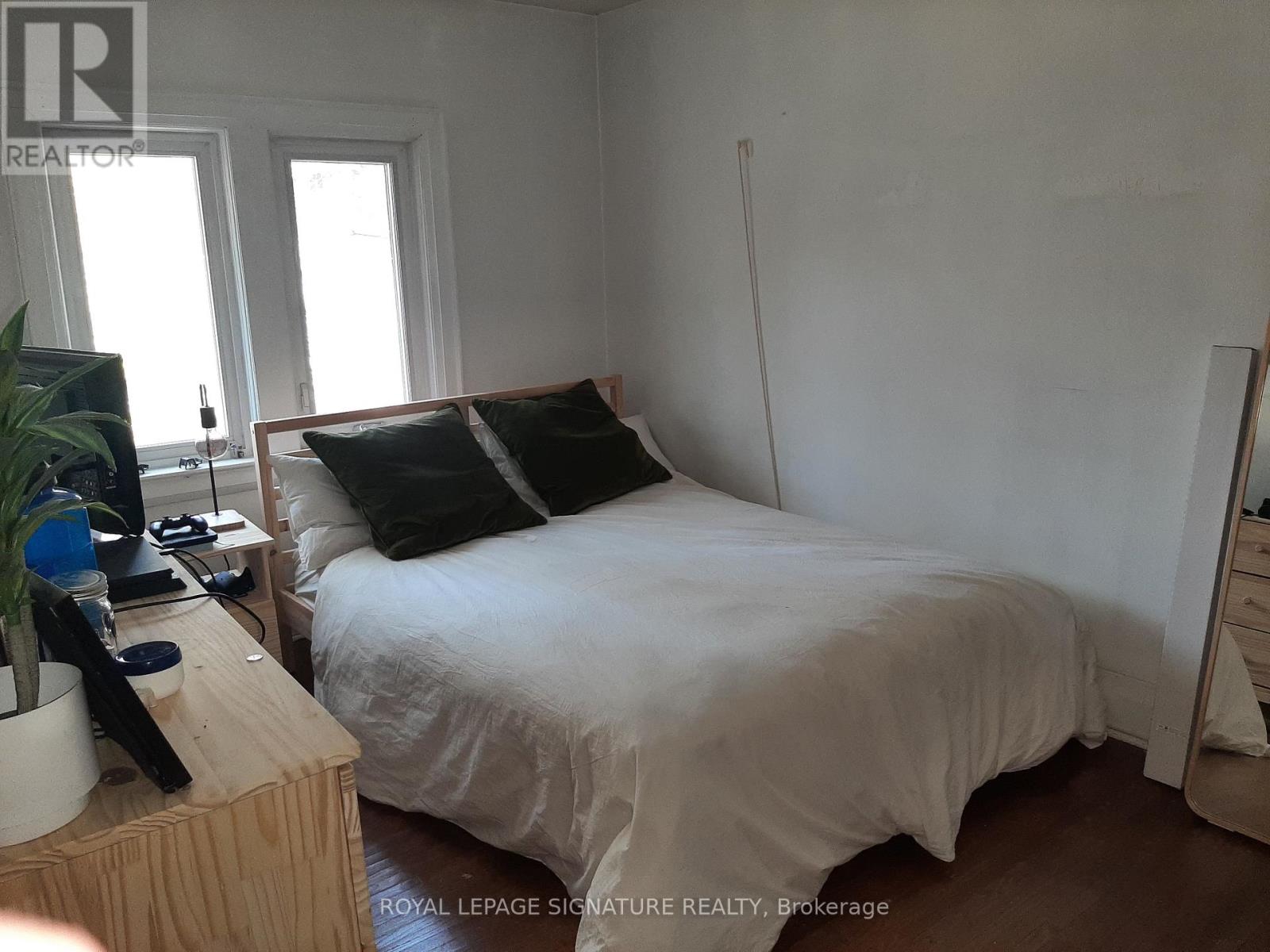Upper - 180 Dufferin Street, Toronto, Ontario  M6K 1Z2 - Photo 16 - W13128584