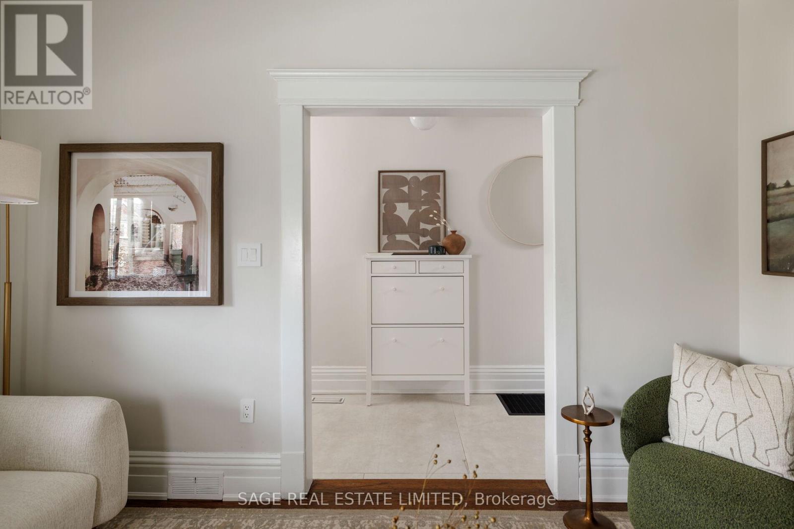208 Galley Avenue, Toronto, Ontario  M6R 1H4 - Photo 6 - W13128690