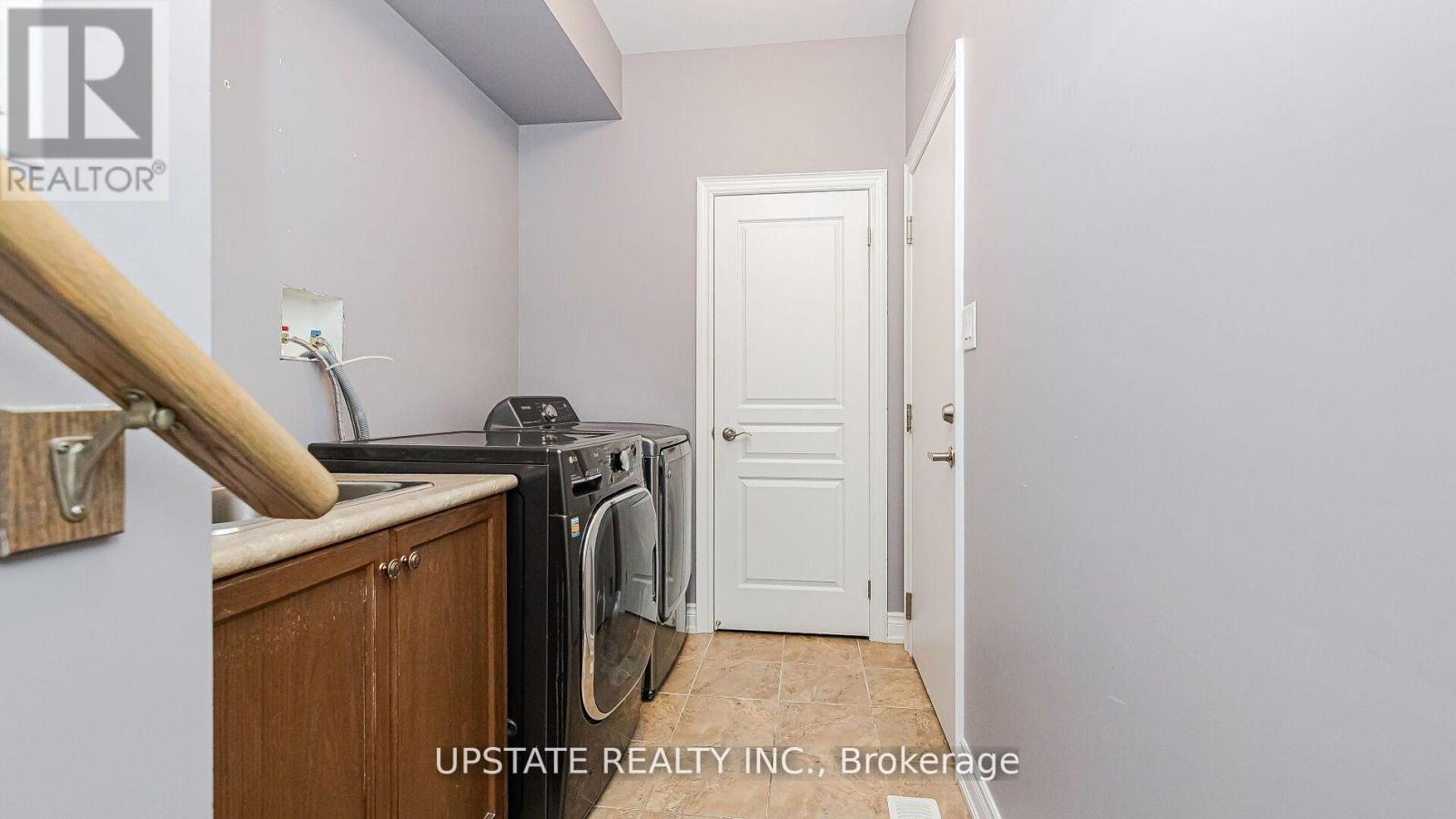 (Lower) - 91 Lloyd Sanderson Drive, Brampton, Ontario  L6Y 0X3 - Photo 12 - W13128694