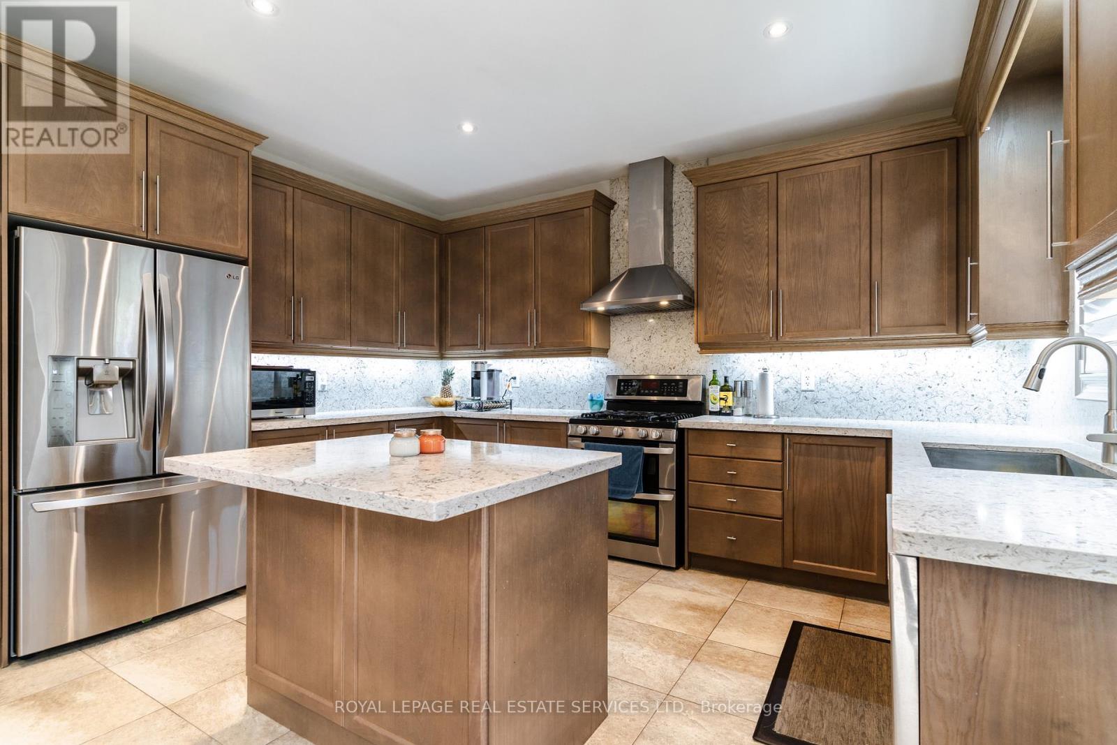 531 Bridgeview Road, Oakville, Ontario  L6M 0P3 - Photo 10 - W13128710