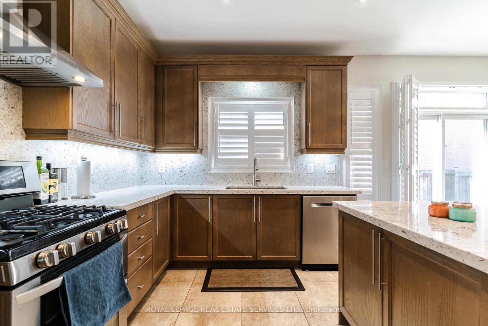 531 Bridgeview Road, Oakville, Ontario  L6M 0P3 - Photo 12 - W13128710