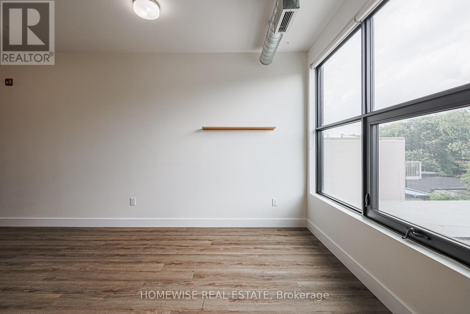 204 - 3020 Dundas Street W, Toronto, Ontario  M6P 1Z3 - Photo 12 - W13128766