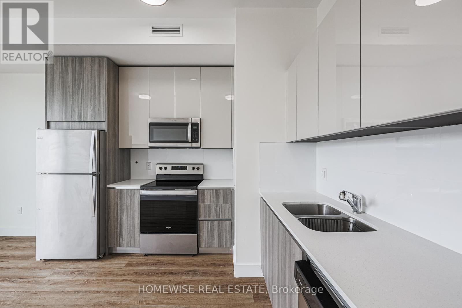 204 - 3020 Dundas Street W, Toronto, Ontario  M6P 1Z3 - Photo 7 - W13128766
