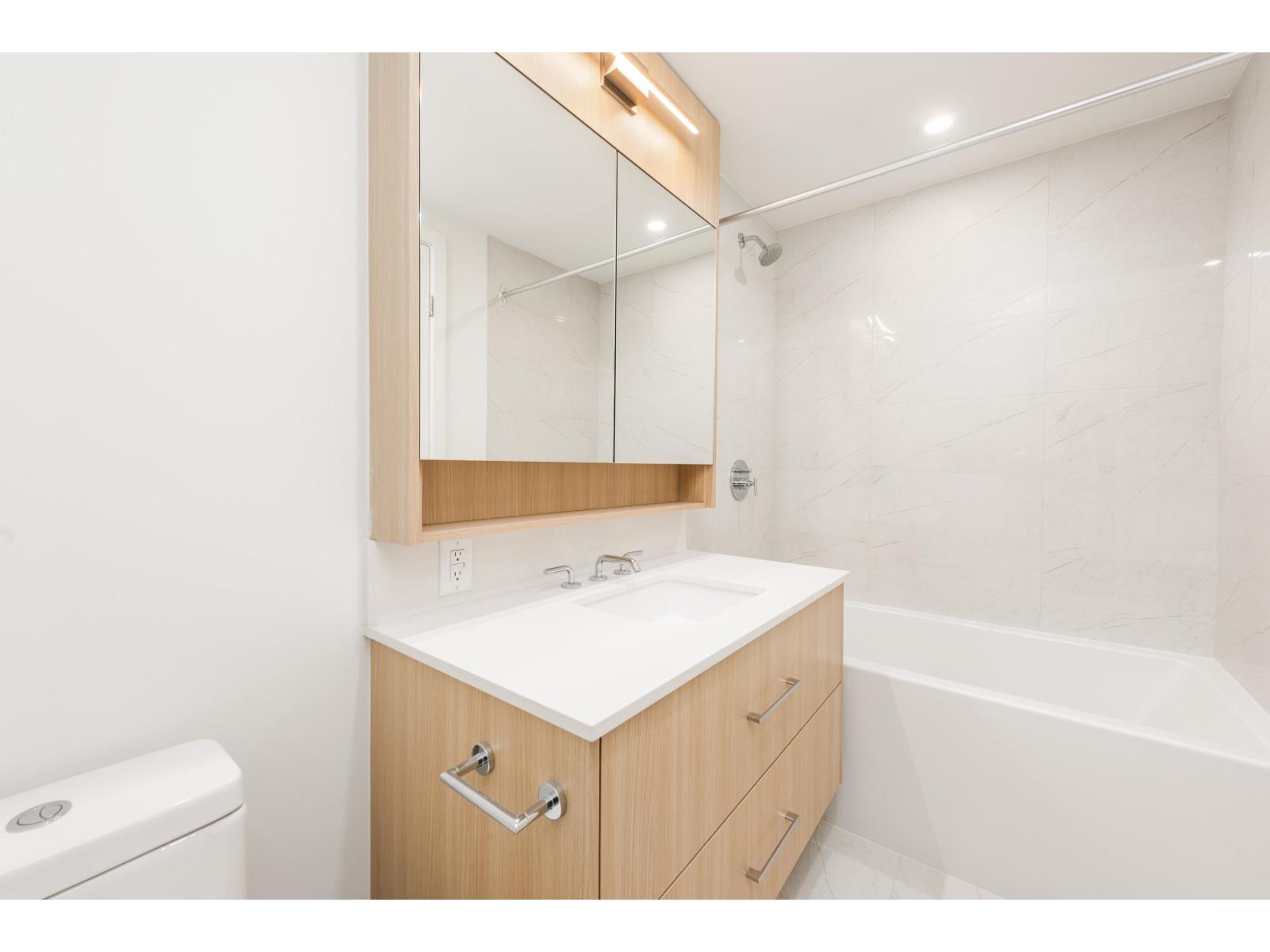 213 9675 King George Boulevard, Surrey, British Columbia V3T 2V3 - Photo 16 - R3123746