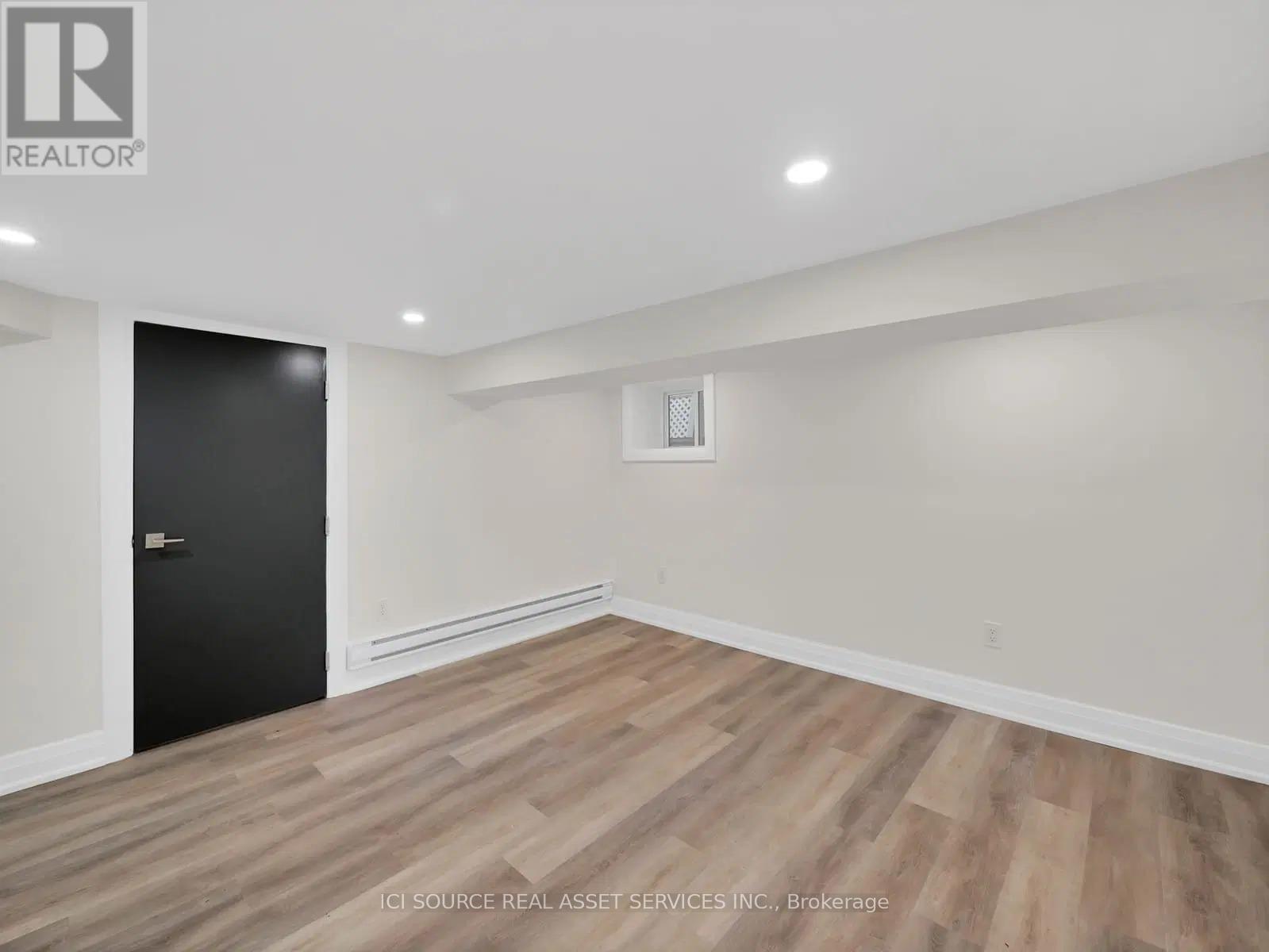 1 - 132 Holton Avenue S, Hamilton, Ontario  L8M 2L5 - Photo 3 - X13128714