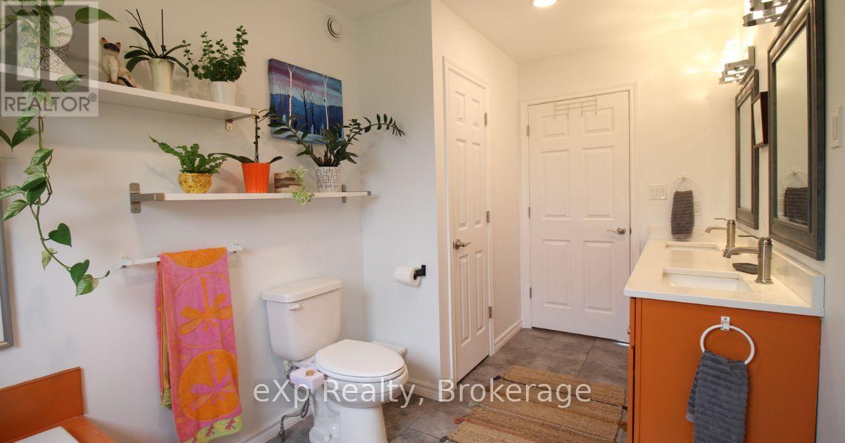 172 North Street N, Grey Highlands, Ontario  N0C 1E0 - Photo 10 - X12747448