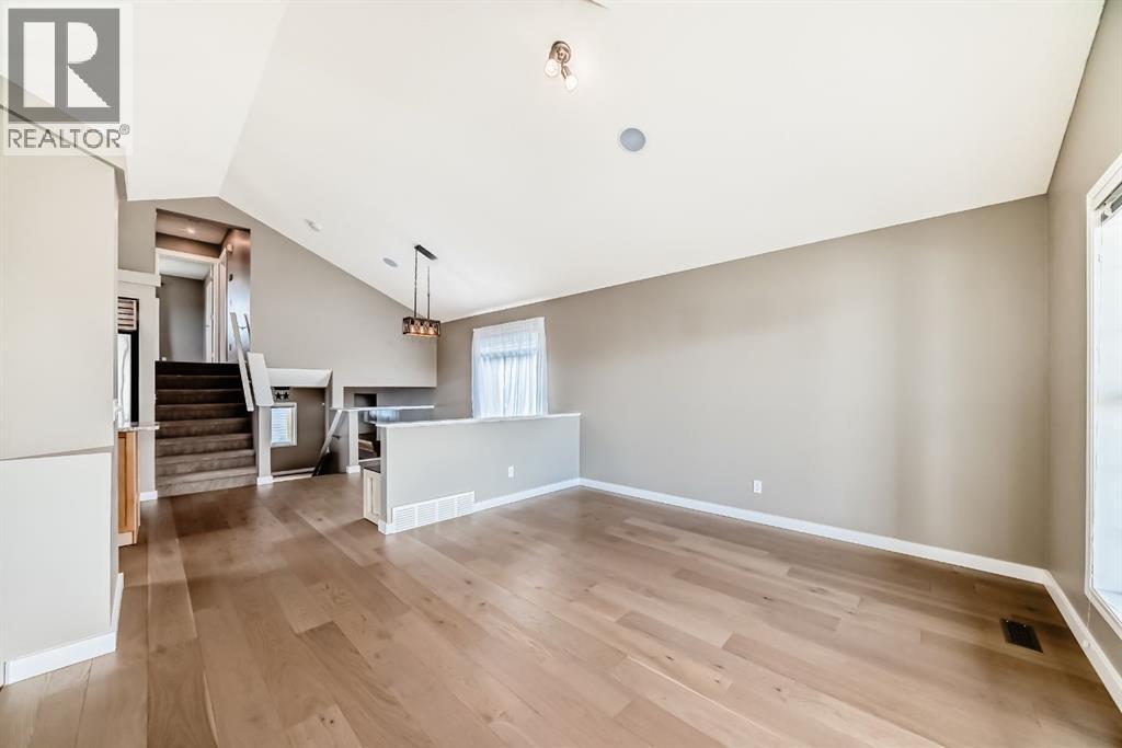 300 Sagewood Park SW, Airdrie, Alberta  T4B 3B3 - Photo 11 - A2309269