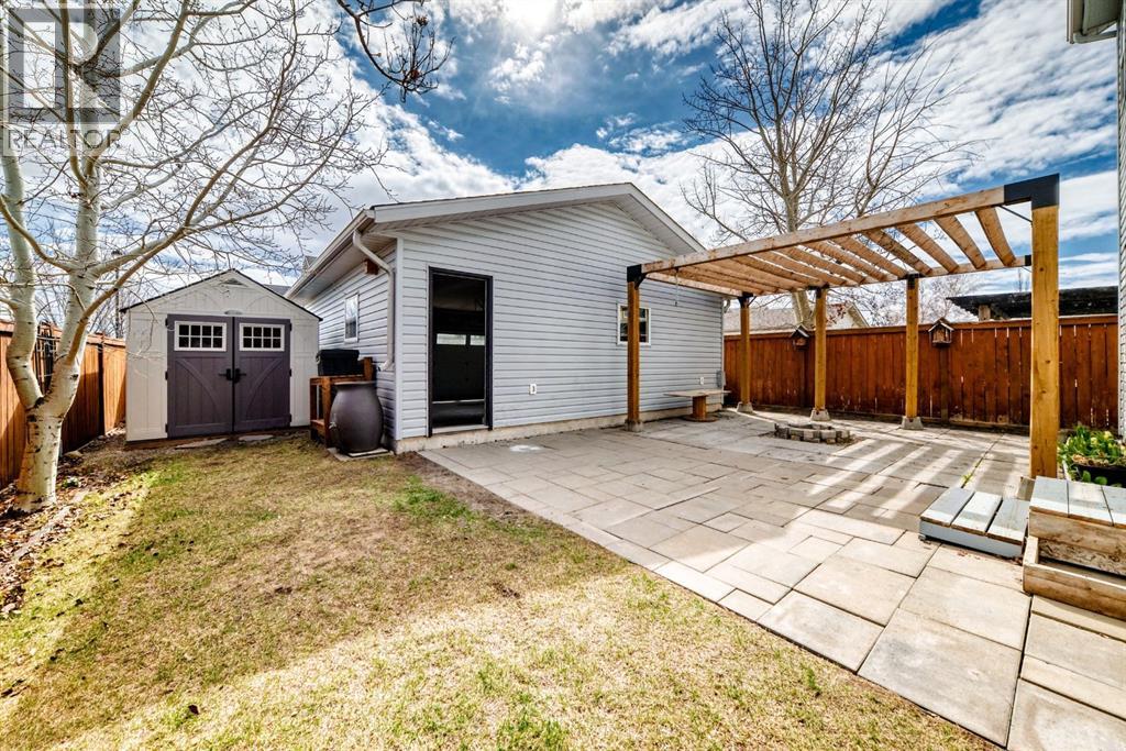 300 Sagewood Park SW, Airdrie, Alberta  T4B 3B3 - Photo 35 - A2309269