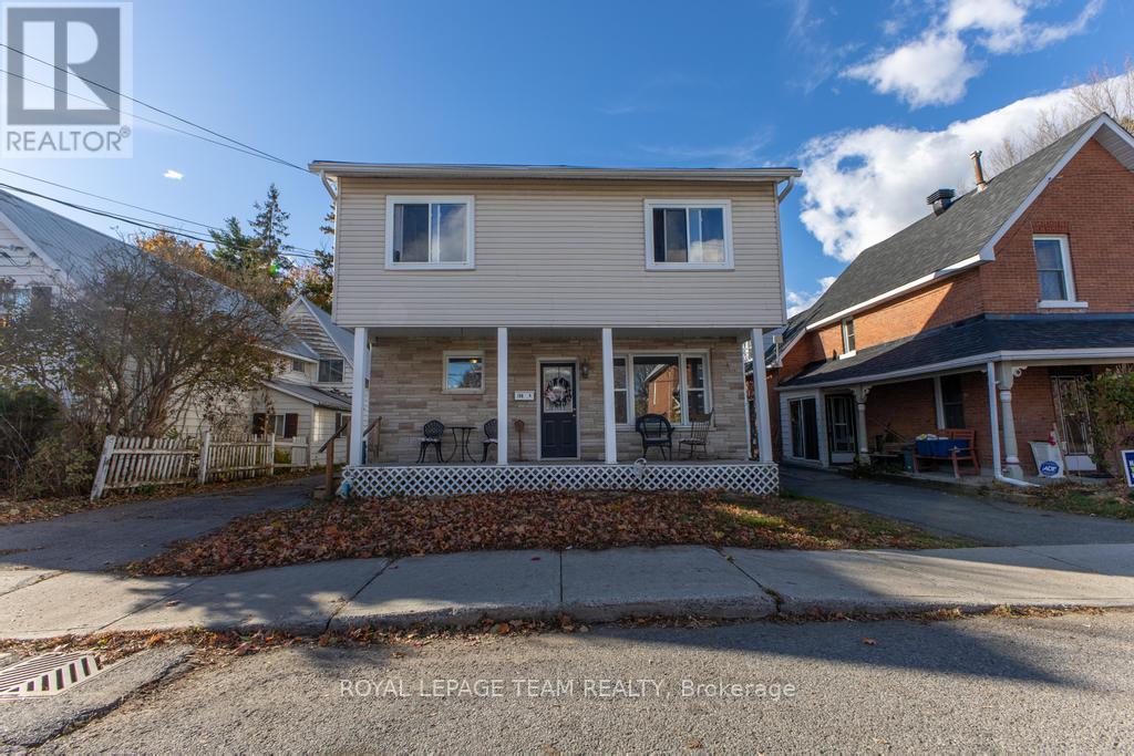 198 Harriet Street, Arnprior, Ontario  K7S 2T1 - Photo 2 - X12830652
