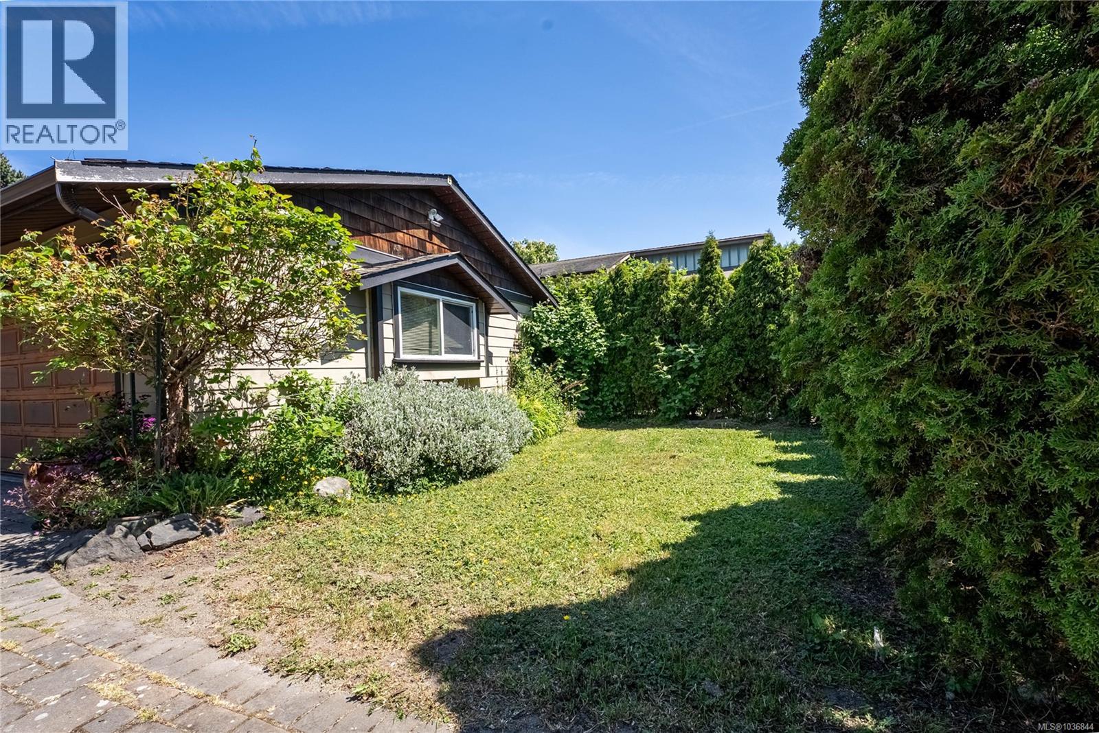 9960 Swiftsure Pl, Sidney, British Columbia  V8L 4E4 - Photo 27 - 1036844