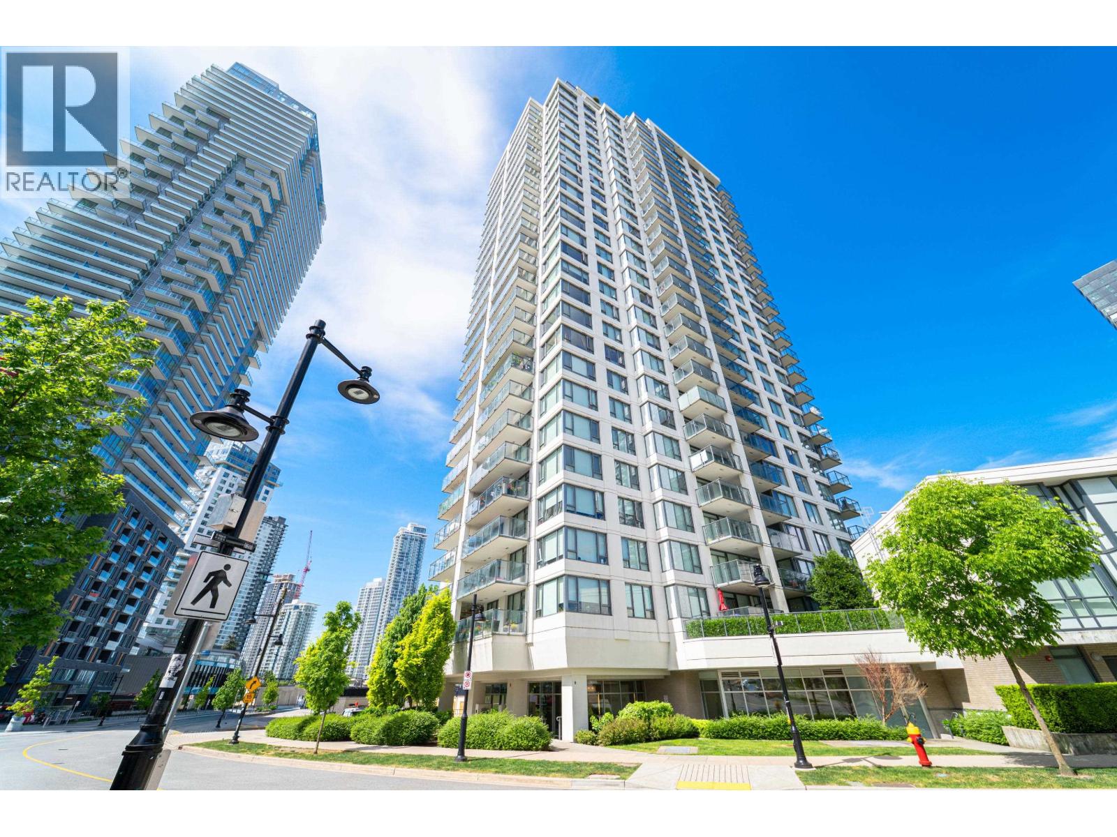 705 570 Emerson Street, Coquitlam, British Columbia  V3J 0G3 - Photo 1 - R3123694