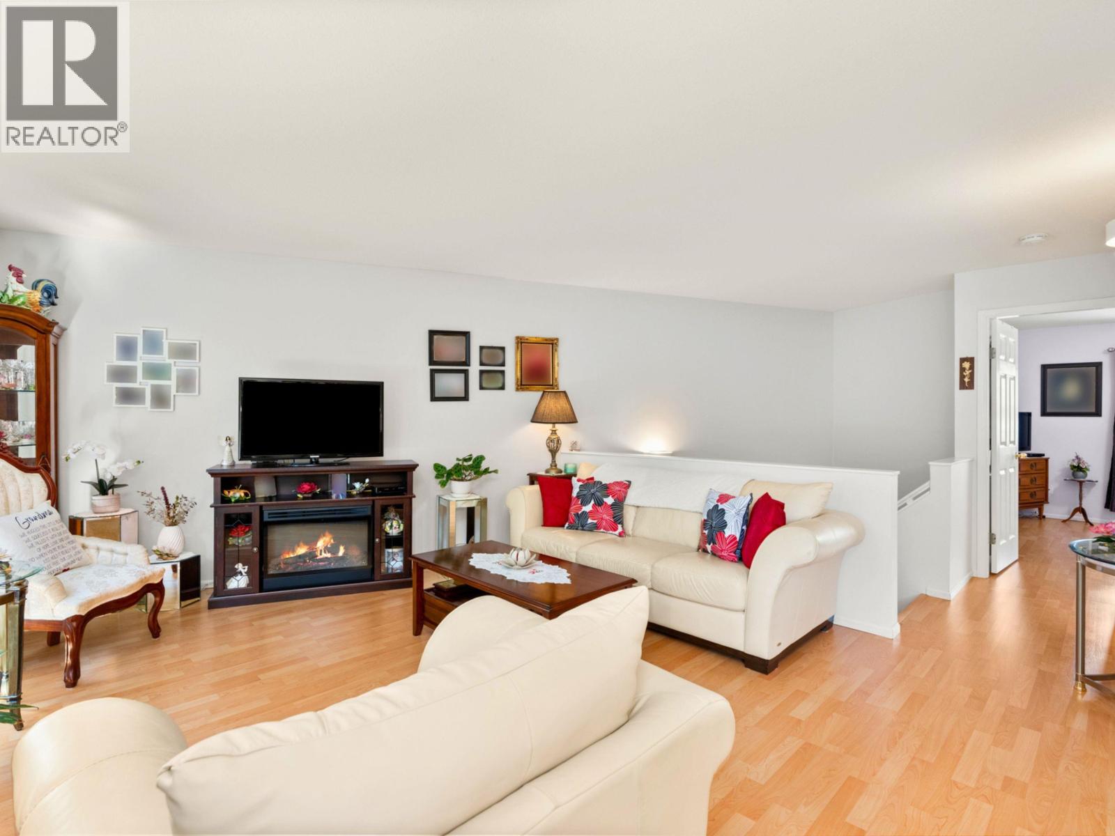 38 5761 Wharf Avenue, Sechelt, British Columbia  V0N 3A0 - Photo 5 - R3123704