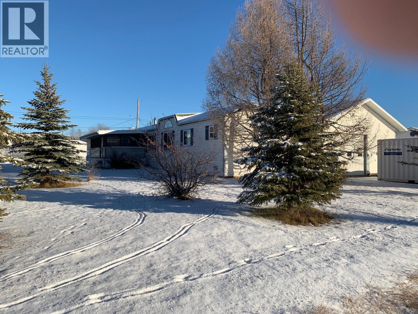 10055 99 STREET, Taylor, British Columbia