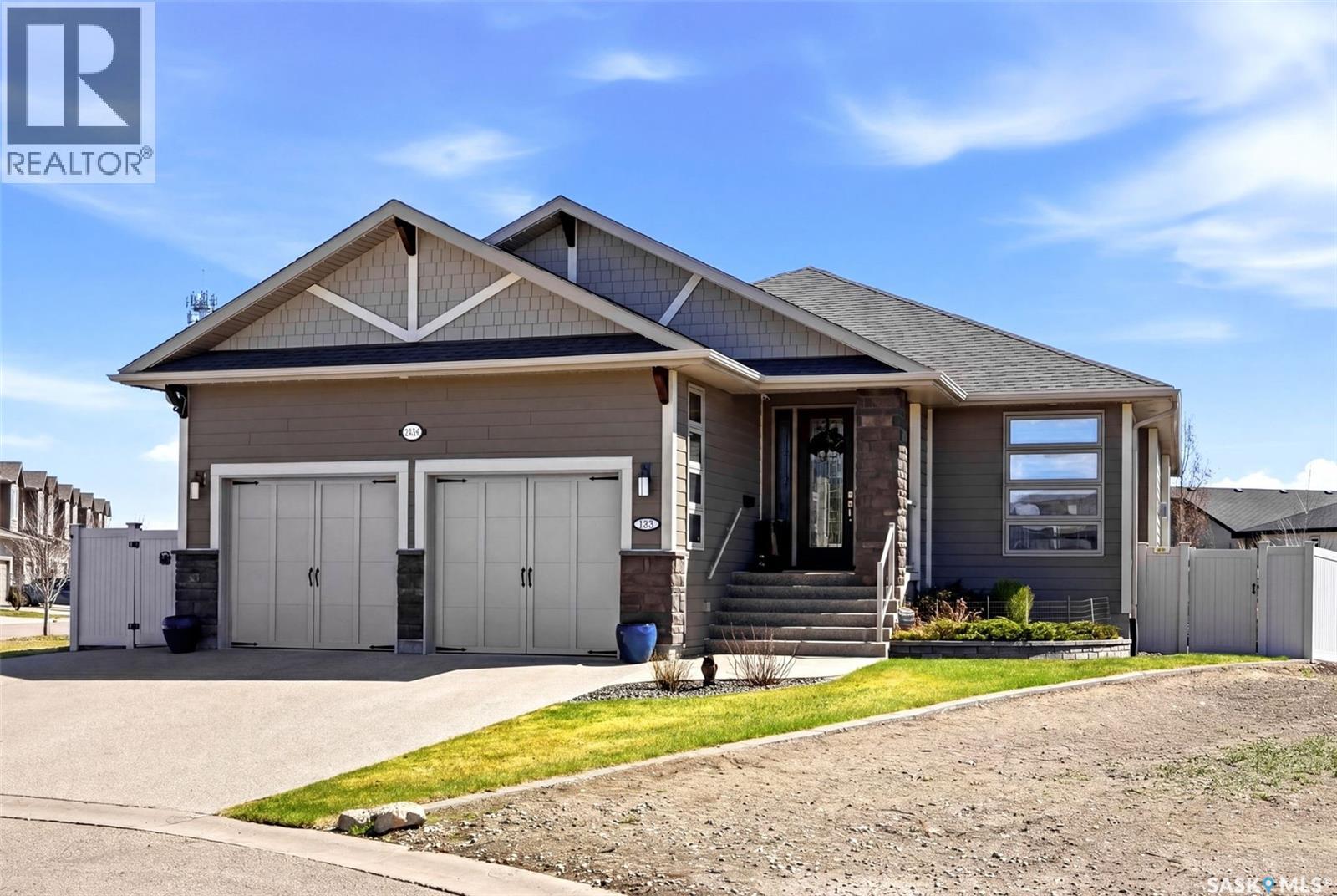 4126 Timber Creek Place, Regina, Saskatchewan  S4V 3G7 - Photo 2 - SK035913