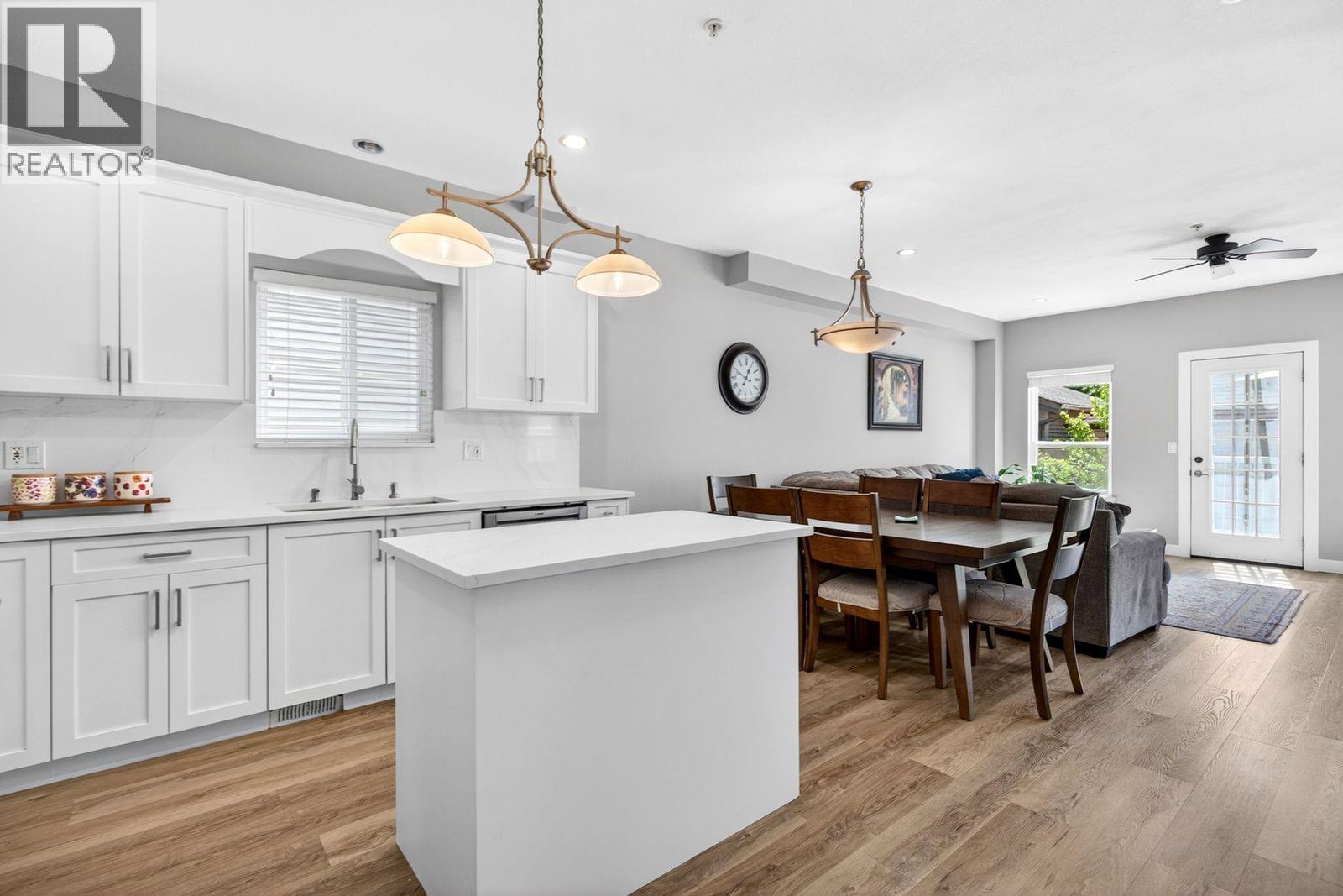 24282 101a Avenue, Maple Ridge, British Columbia  V2W 0C2 - Photo 13 - R3123700