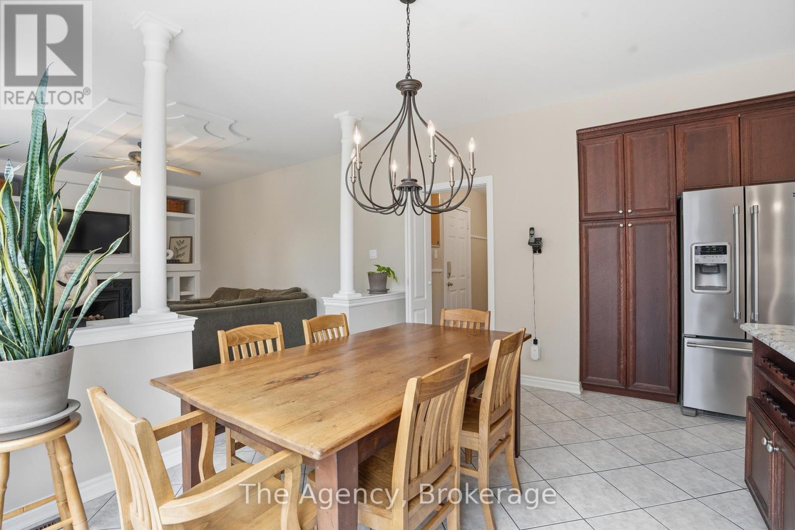 2112 Novis Way, Burlington, Ontario  L7L 6M7 - Photo 18 - W13128144