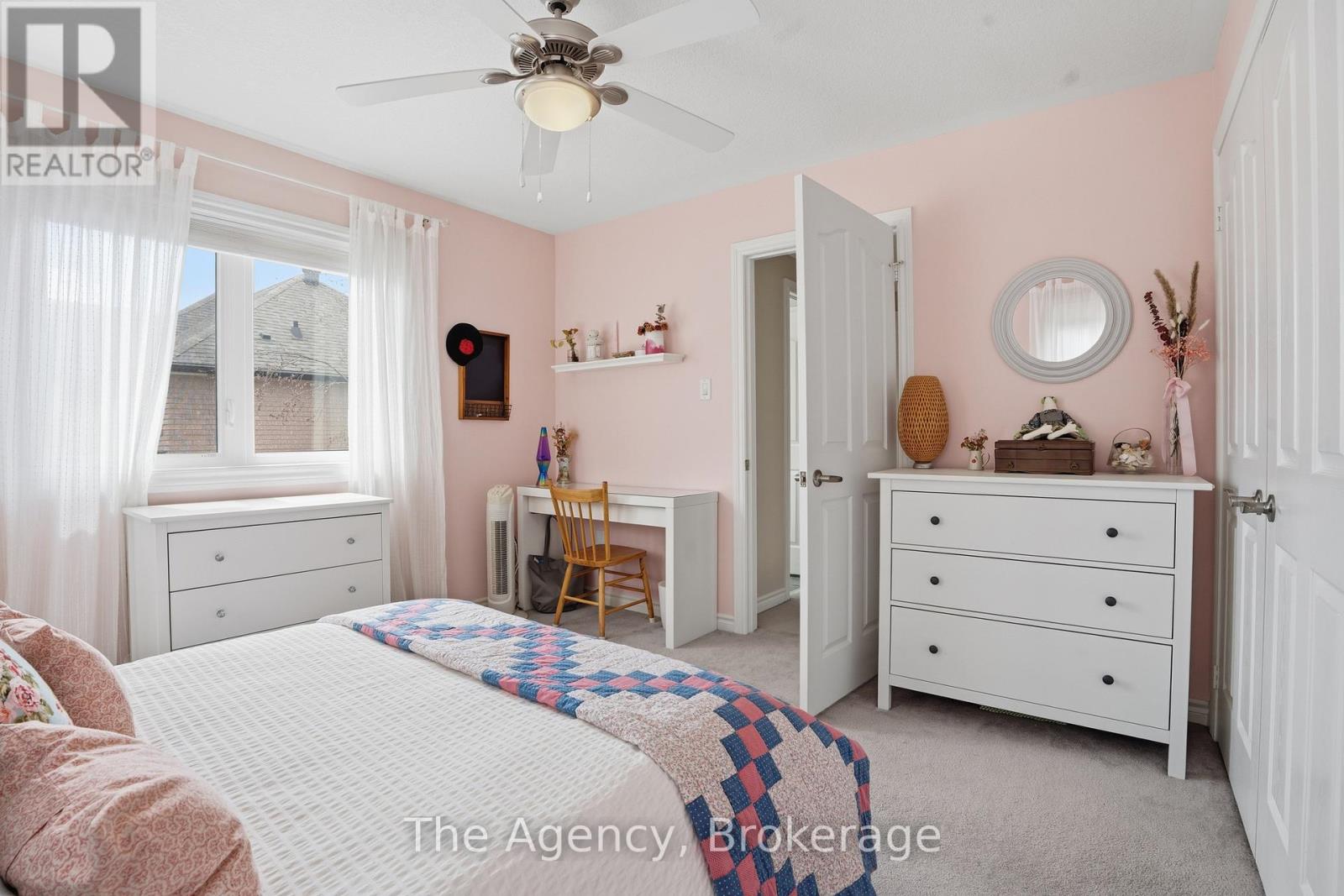 2112 Novis Way, Burlington, Ontario  L7L 6M7 - Photo 26 - W13128144