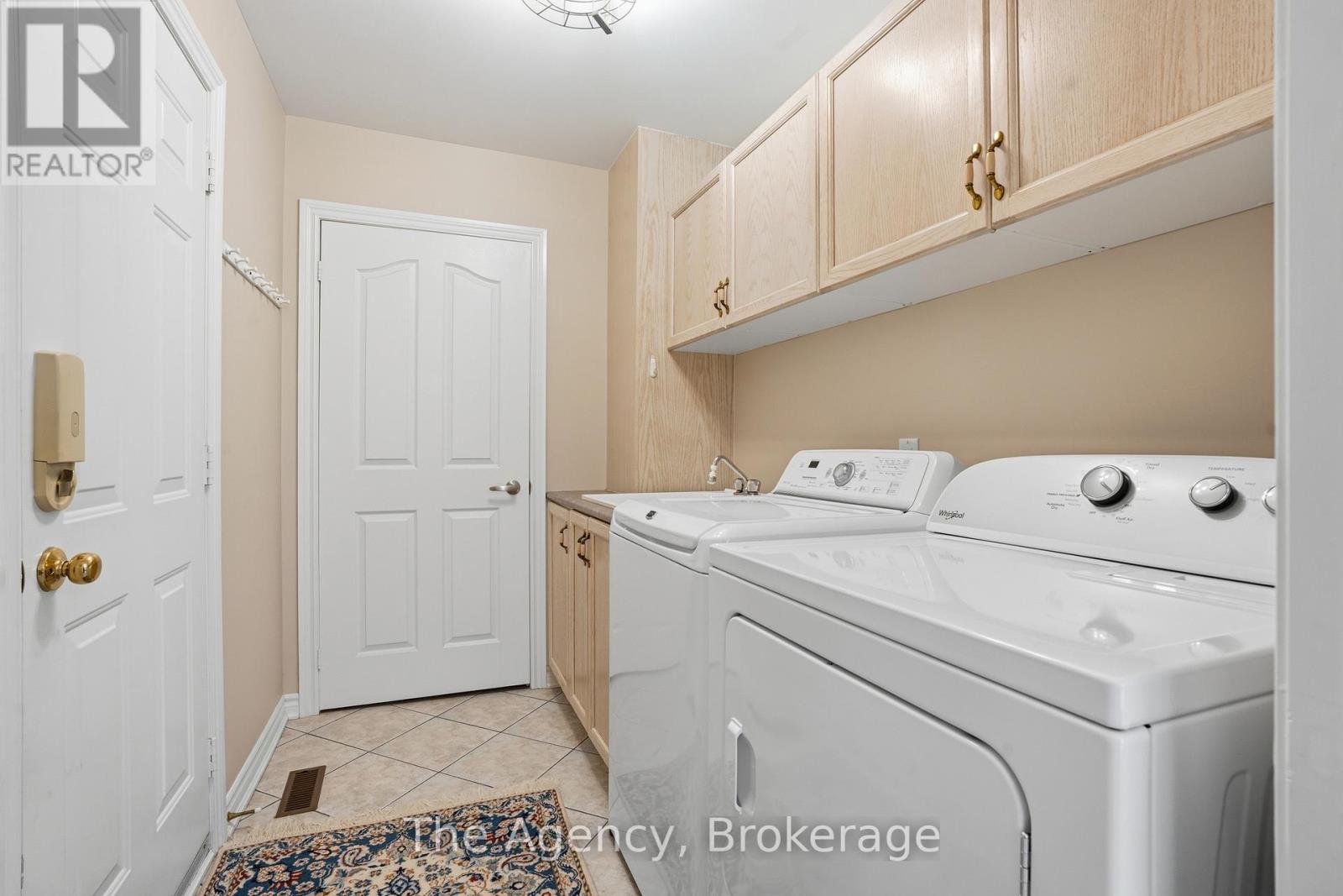 2112 Novis Way, Burlington, Ontario  L7L 6M7 - Photo 31 - W13128144