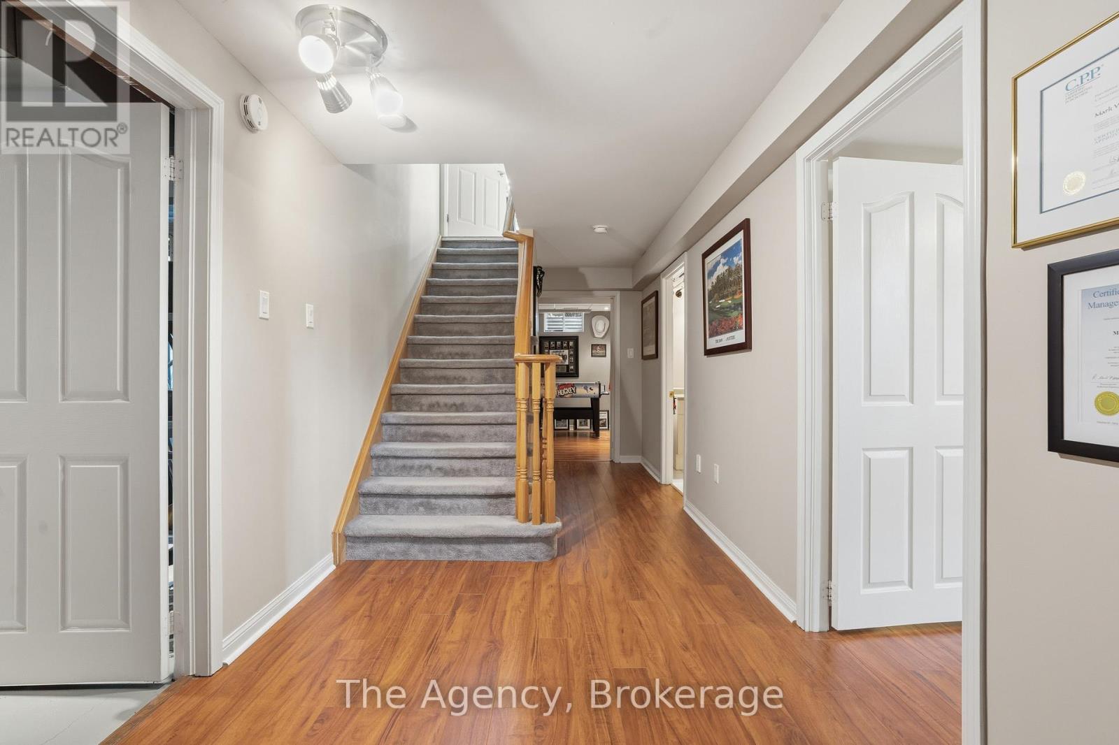 2112 Novis Way, Burlington, Ontario  L7L 6M7 - Photo 32 - W13128144