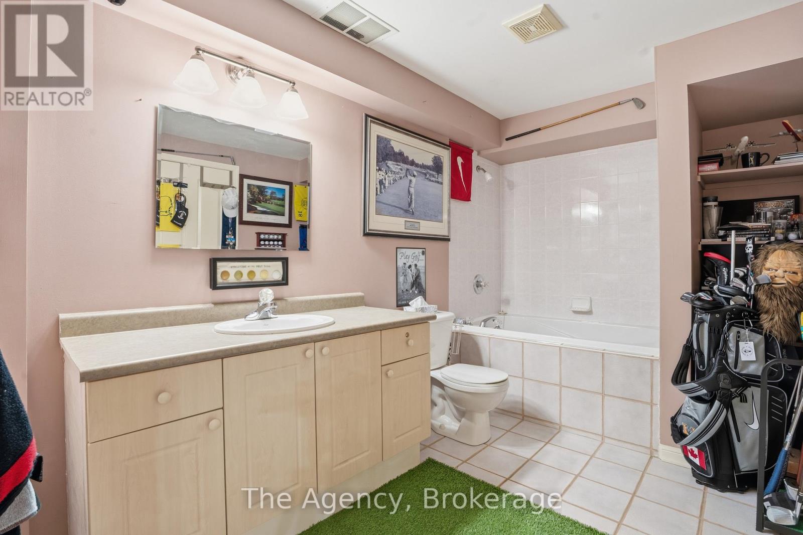 2112 Novis Way, Burlington, Ontario  L7L 6M7 - Photo 36 - W13128144