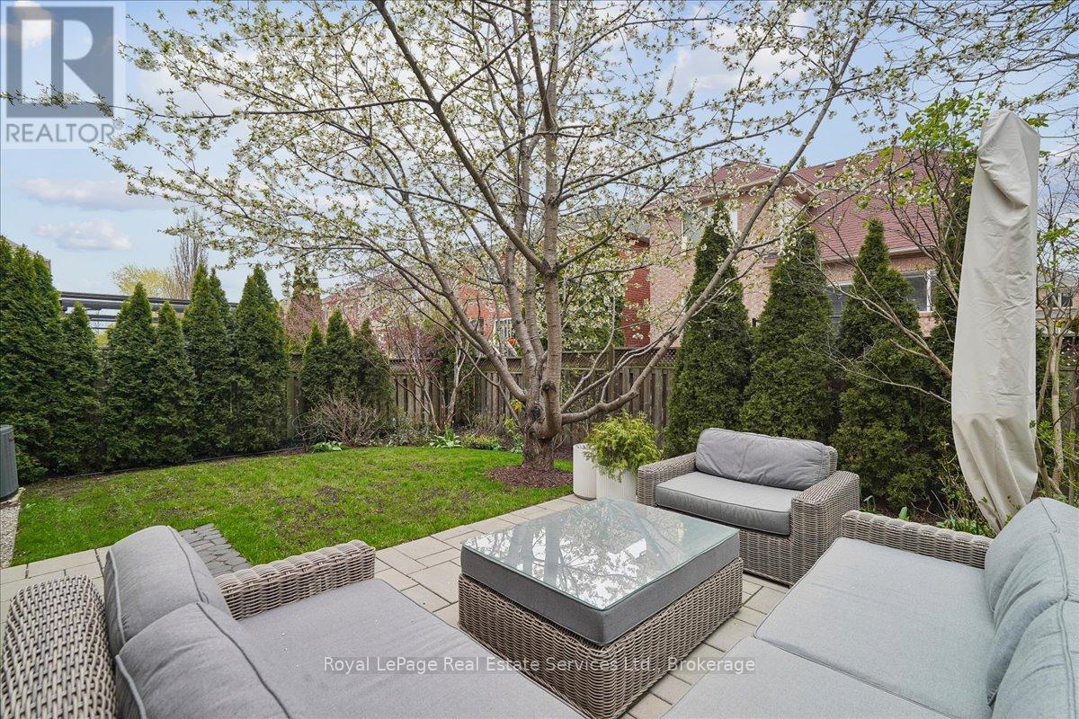 2347 Hollybrook Drive, Oakville, Ontario  L6M 4T6 - Photo 41 - W13094078