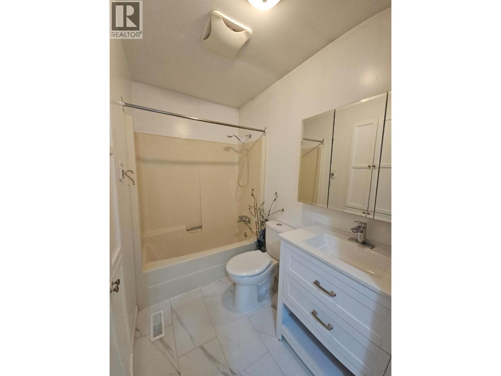 5237 42 Street Ne, Chetwynd, British Columbia  V0C 1J0 - Photo 15 - 10385511