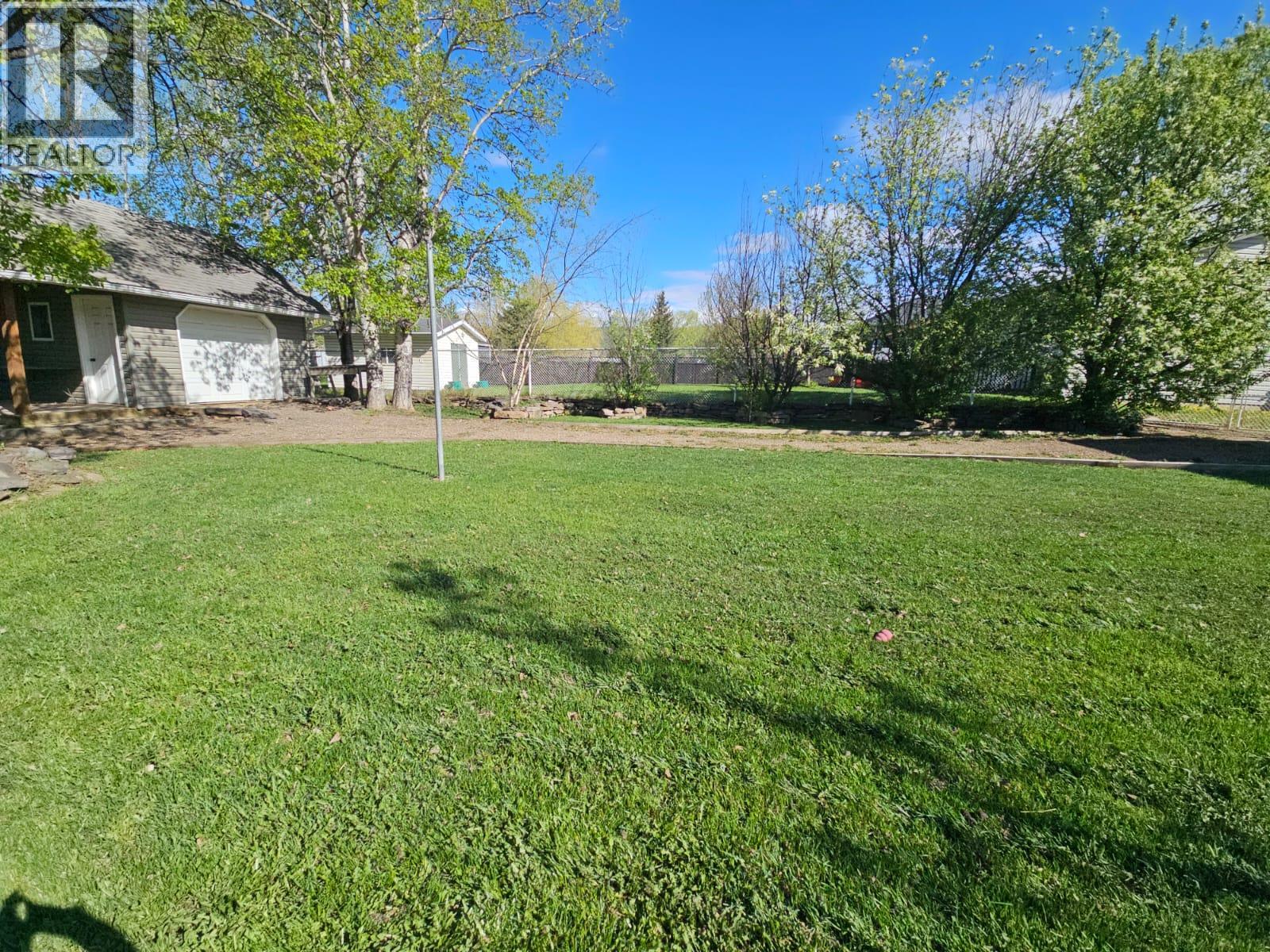 5237 42 Street Ne, Chetwynd, British Columbia  V0C 1J0 - Photo 65 - 10385511