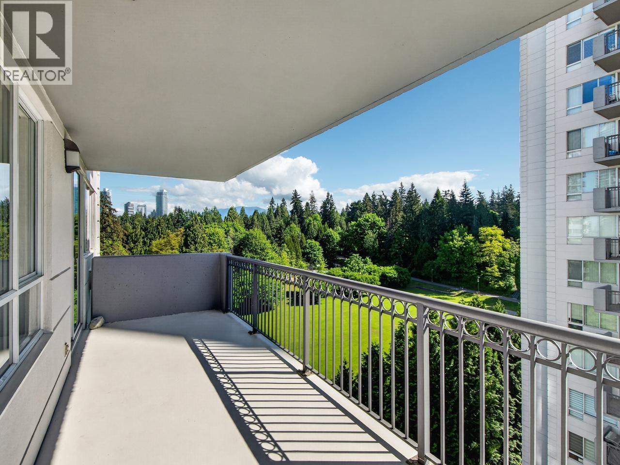 1102 551 Austin Avenue, Coquitlam, British Columbia  V3K 6R7 - Photo 3 - R3123003
